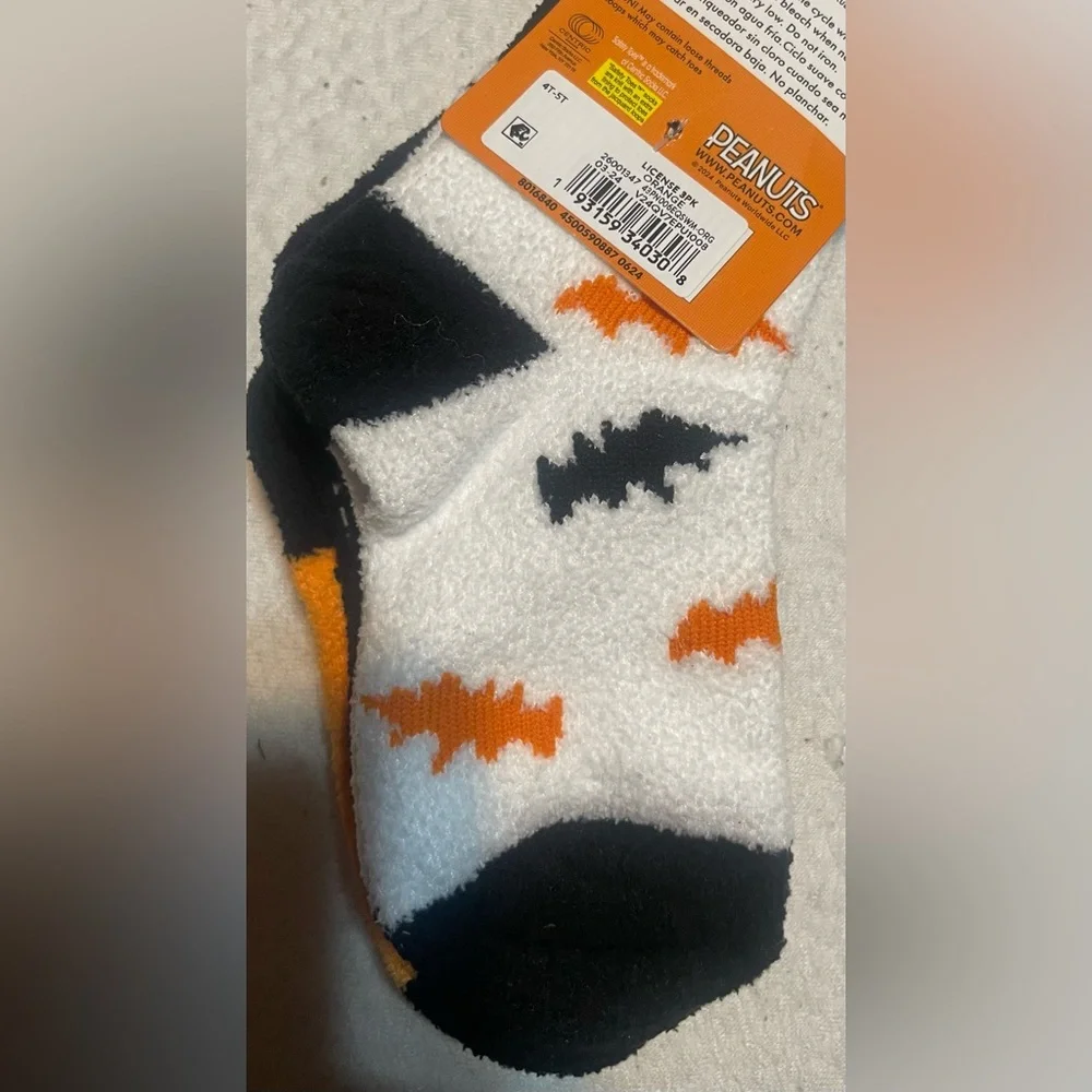 🔴3/$12 Snoopy‎ Halloween Themed Socks Set! Size 4T-5T